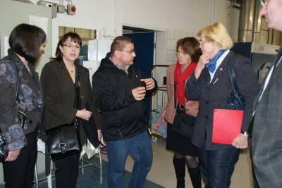 Rheda-Wiedenbr�cker CDU Kreistagsabgeordnete Elisabeth Witte als Aufsichtsratsvorsitzende (vierte von links).